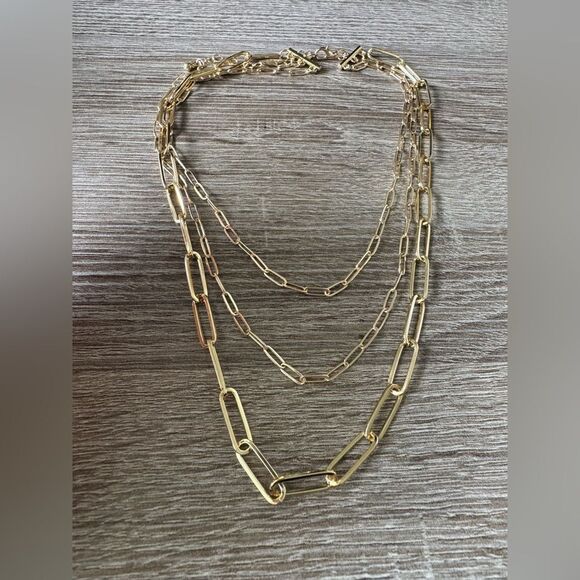 Elegant Gold Chain Necklace A1241 - Picture 4 of 5